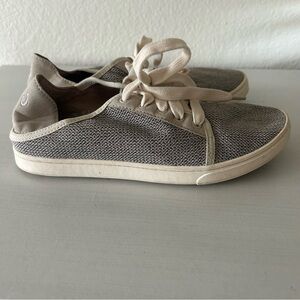 OluKai Women's Gray and Cream Sneakers